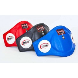 Пояс тренера кожаный TWINS BEPL-2 (наполнитель-пенополиурет., р-р M-XL)